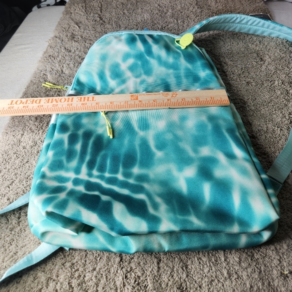 Ecotech Riley 17" Backpack - Aqua Ripple - Picture 6 of 15